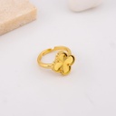 Anillo ajustable en forma de trebol con concha nacar baño 18k