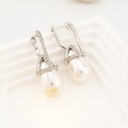 Aretes hoops con zirconias y perla shell baño 18k