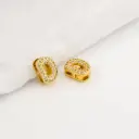 Dije en micropave con baño 18k letra D