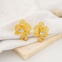 Aretes stud flor con zirconias baño 18k
