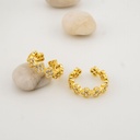 Anillo trebol con zirconias  baño 18k