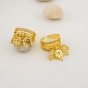 Anillo con tres colgantes zirconias  baño 18k