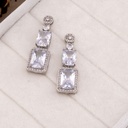 Aretes colgantes con zirconia baño 18k