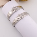 Pulsera tipo Aro de trebol con madre perla baño 18k