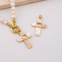 Dije cruz madre perla corazon transparente baño 18k