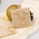 Set de cuarzo incluye Aritos, Cadena y Anillo ajustable baño 18k