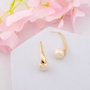 Aretes colgantes con perlas baño 18k