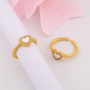 Anillo ajustable de corazon con zirconias baño 18k