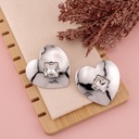 Aretes stud de corazon baño 18k