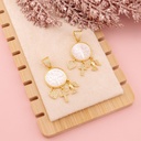 Dije SAN BENITO con madre perla y colgantes baño 18k