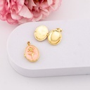 Dije relicario esmaltado de flor baño 18k