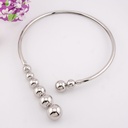 Omega con separadores baño 18k