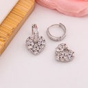 Aretes doble uso de corazon con zirconias baño 18k