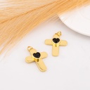 Dije de cruz con corazon baño 18k