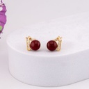 Aretes stud con perlas y zirconias baño 18k rojos