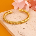 Brazalete solido baño 18k