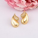Aretes stud de gotas con zirconias baño 18k