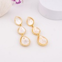 Argollas colgantes de gotas concha nacar baño 18k