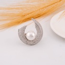 Anillo media luna con perlas y zirconias baño 18k plat