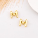 Separador de letra plana baño 18k Letra M