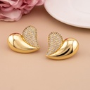 Aretes stud de corazon con zirconias baño 18k