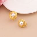 Patente redonda con perla baño 18k