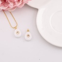 Dije de piedra natural Jade blanco con zirconia baño 18k