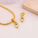 Charm de niño esmaltado baño 18k