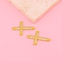 Enlace religioso de cruz en micropave