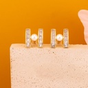 Aretes stud con perlas y zirconias baño 18k