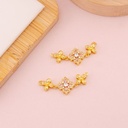 Enlace de tres de trebol en micropave