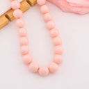 Collar bola chicle rosa pastel en concha nacar baño 18k