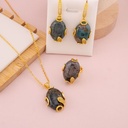 Set 3 piezas Aretes, Cadena y anillos de piedra semipreciosa baño 18k