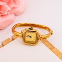 Reloj vintage cuadrado estilo brazalete en acero inoxidable