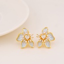 Aretes stud de flor esmaltados baño 18k