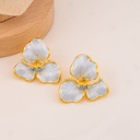Aretes stud de flor azul baño 18k