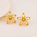 Aretes stud de flor baño 18k